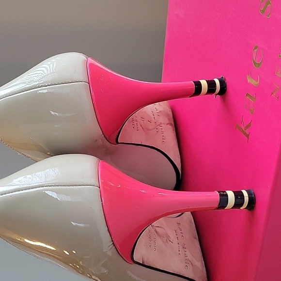 Kate Spade Karolina Pumps Size 7M - Picture 3 of 8